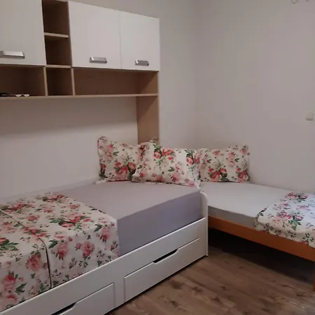 Apartmani Cackovic Apartment *
